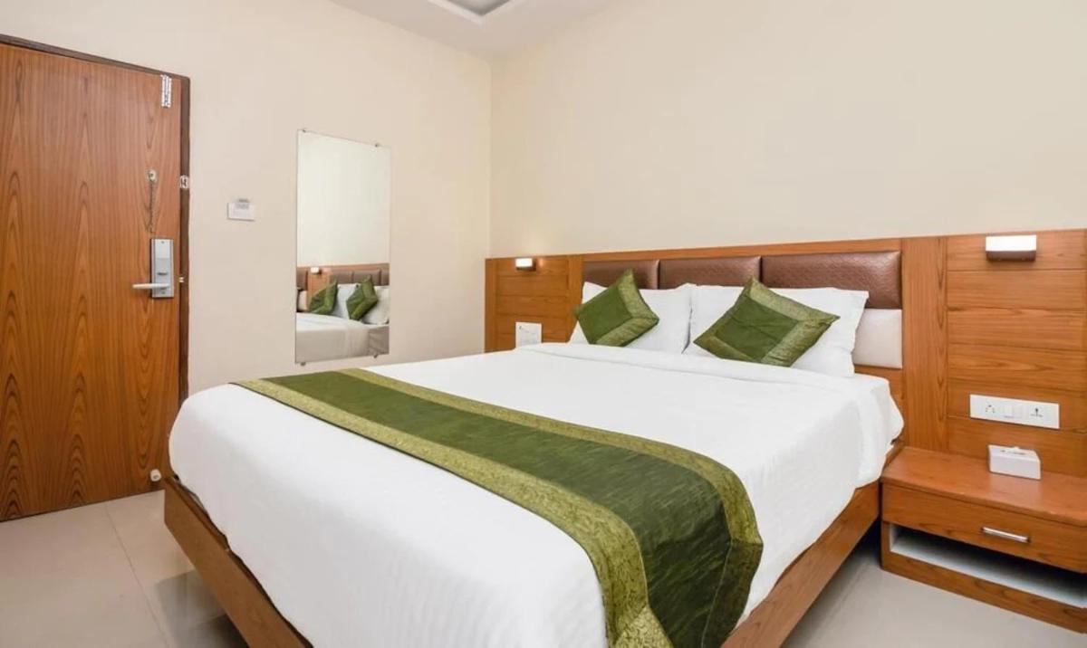 Hotel Volga Plaza Mumbai Ngoại thất bức ảnh